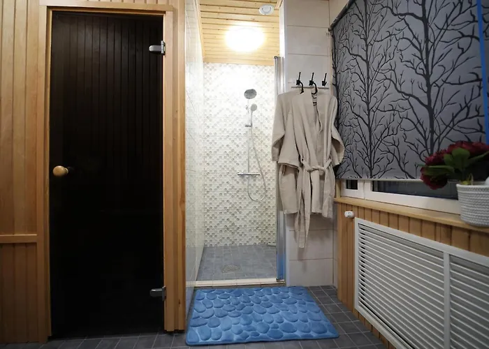 East Side In With Sauna And Free Parking